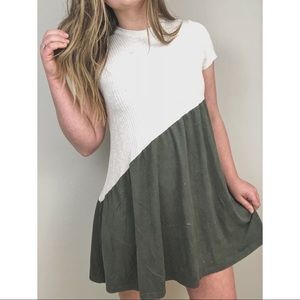 Green + White Asymmetrical Print Midi Dress Tunic